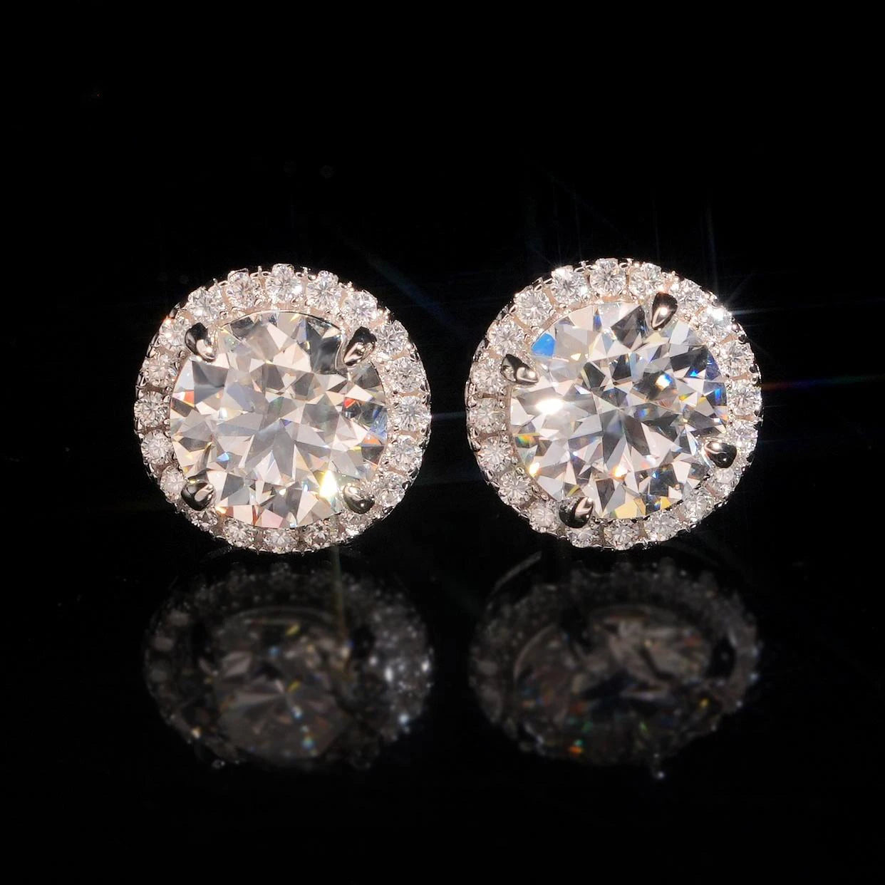 Moissanite  Earring