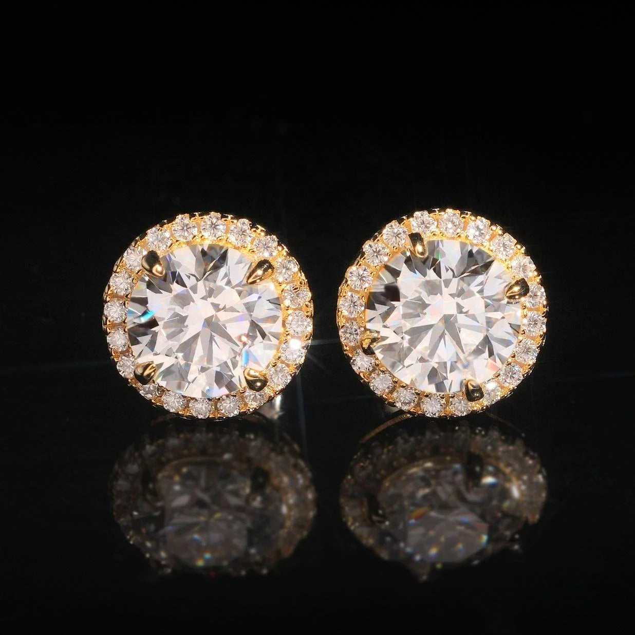 Moissanite  Earring