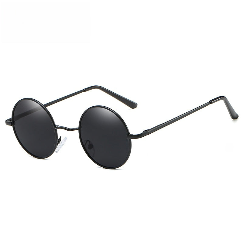 Round-framed sunglasses