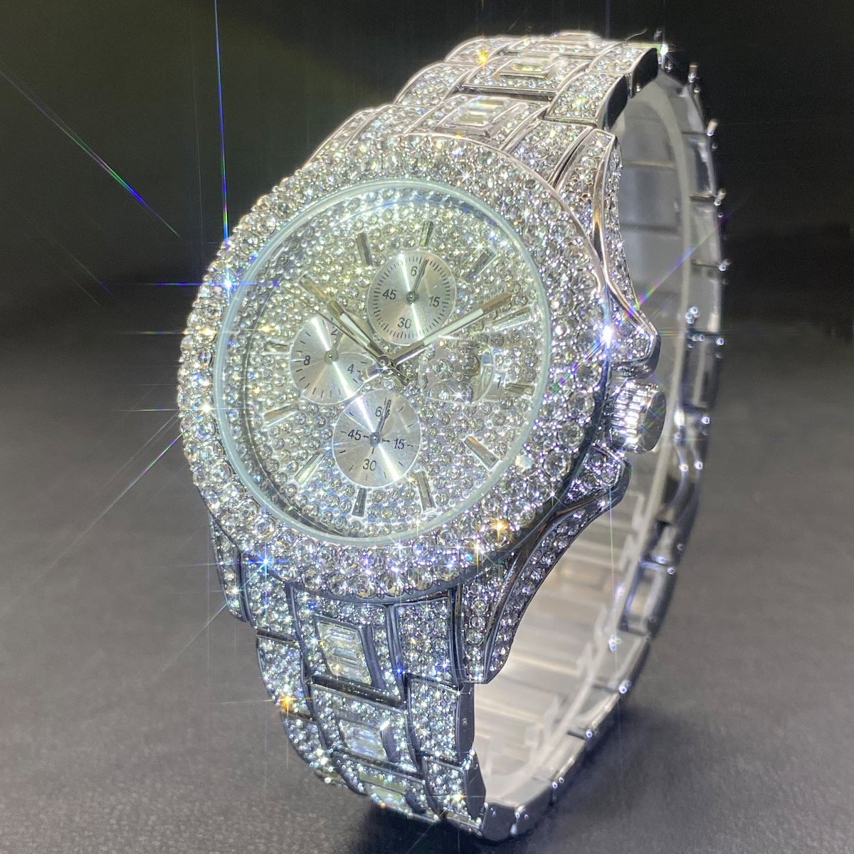 Mens Fashion Diamond  Wristwatch